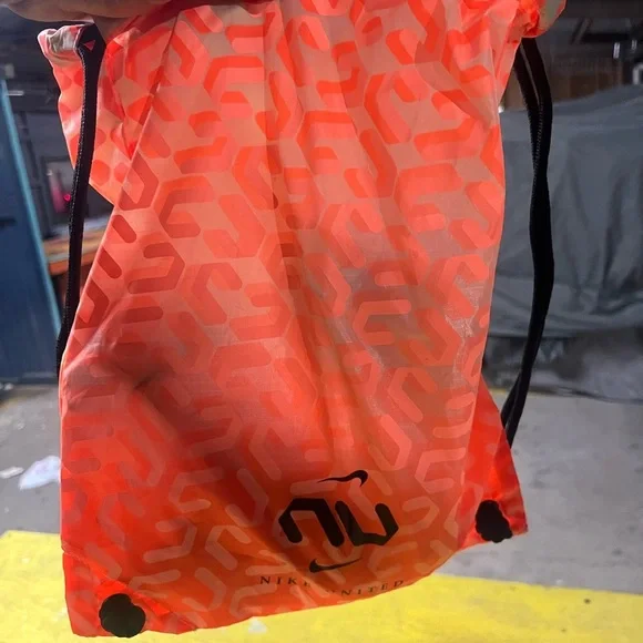 Nike Dynamic Fit Bright Orange Cleats - Picture 7 of 8